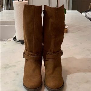 Steve Maddens girls boots